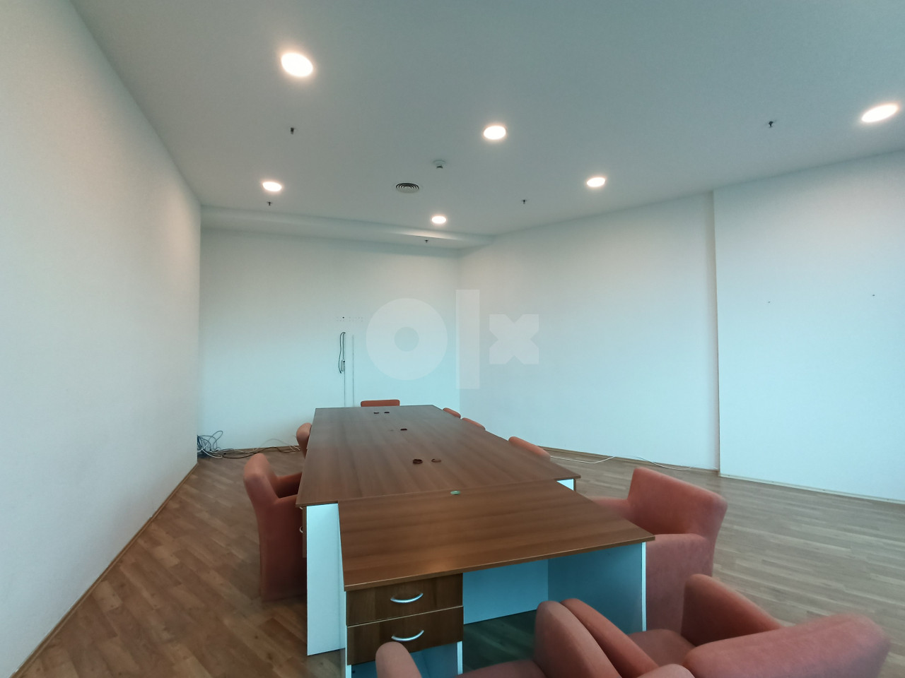NAJAM POSLOVNI PROSTORI 30-300m2 10