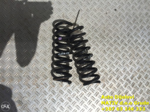 Opruga spirala zadnja Mercedes C klasa w204 2008.