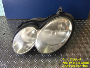Far lijevi Mercedes C klasa w203 2004-2007