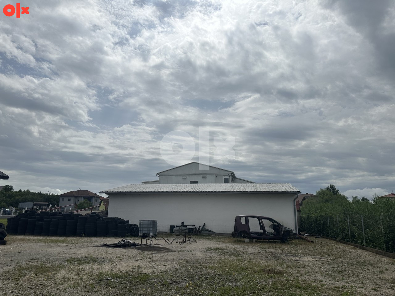 POSLOVNI PROSTOR BIHAĆ (SAMO POSLOVNI DIO cc 2000 m/2)