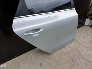 Zadnja desna vrata Kia Ceed Karavan 2013-2018 god