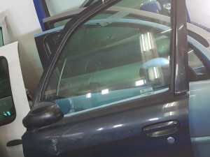 CITROEN XSARA PICASSO VRATA RETROVIZOR PODIZAC 07
