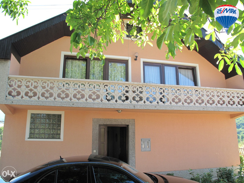 GOLDEN HOME PRODAJE KUĆU U STAROJ BILI 21