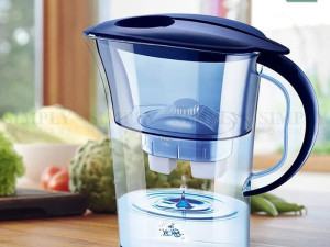 Bokal sa filterom za pročišćivanje vode