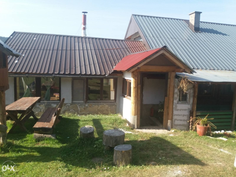 Planinska kuća i zemljiste 23