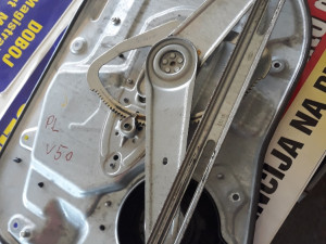 Mehanizam podizaca stakla prednji lijevi Volvo V50 2006