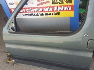 Vrata prednja lijeva Pezo Ranch 2003g