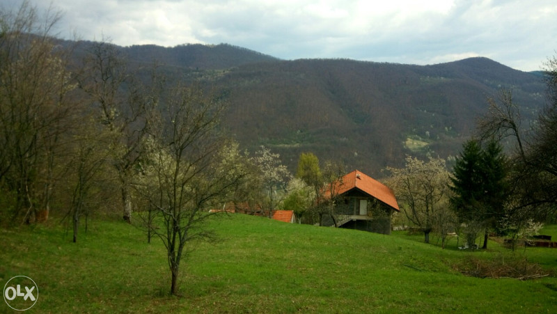 Zemljište kuća i prateći objekti 2