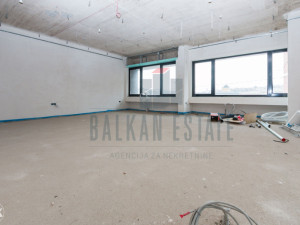 Residential-commercial building | new construction | Center photo 5