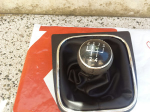 RUCICA MJENJACA KOZICA VW GOLF 5 i 6 sa 5 brzina