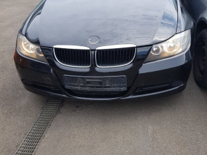 BMW E91 2006 2.0D-dijelovi limarije i mehanike