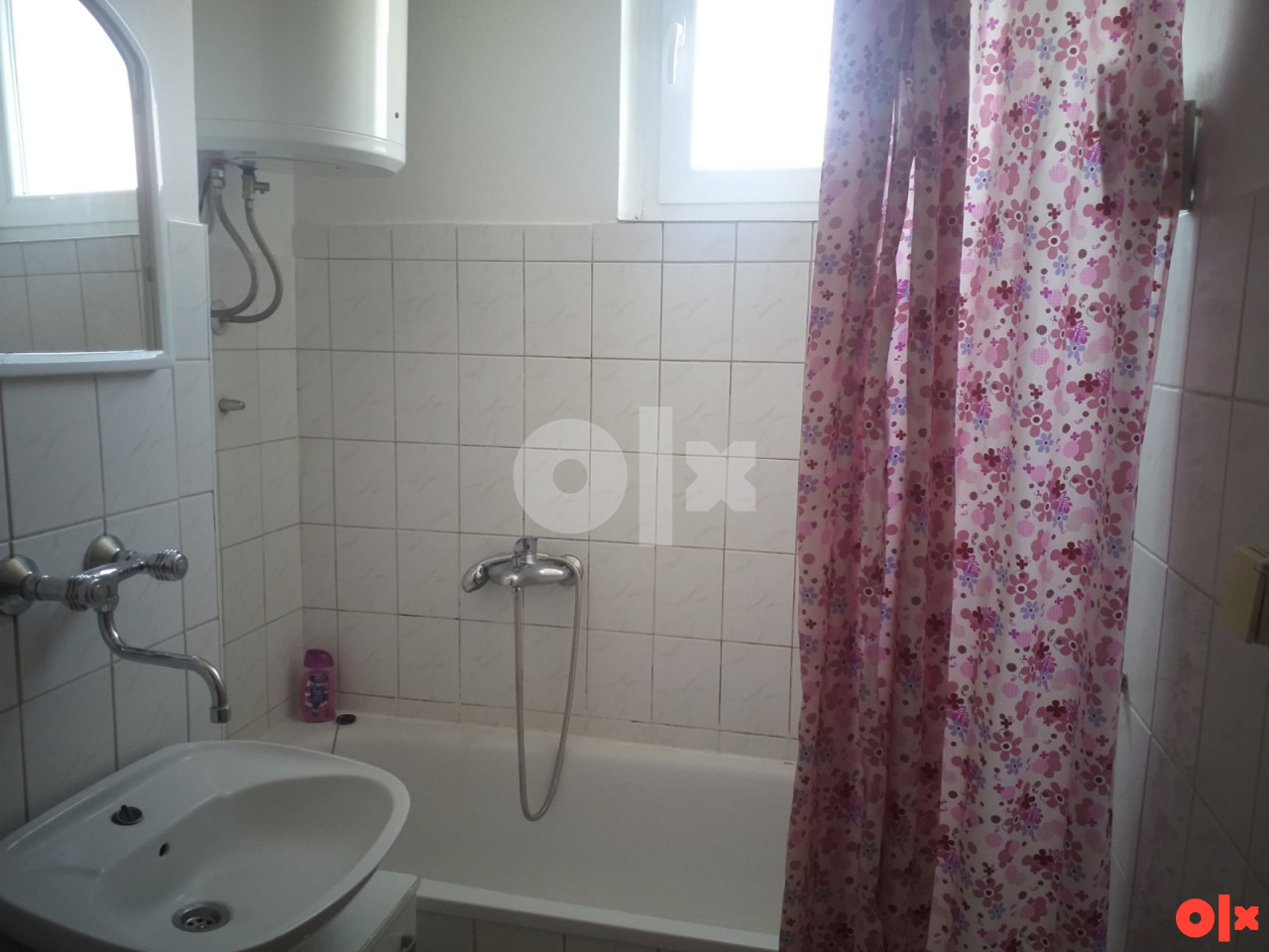 STAN NA DAN -NOĆ-(DNEVNI BORAVAK) SARAJEVO-GRBAVICA 061 701 684 - 9