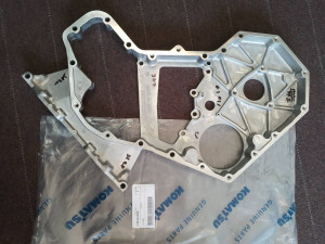 Komatsu, Cummins 6BT, 4BT deklo razvoda motora  3287076