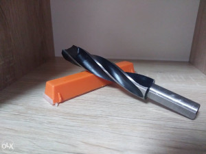 HW Borer probojni 12x130 S=10x30