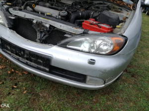Farovi i stoplampe nissan primera