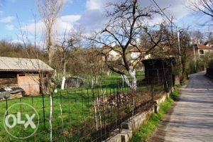 Građevinsko zemljište u centru Kaknja. 00387-62-378-470 3