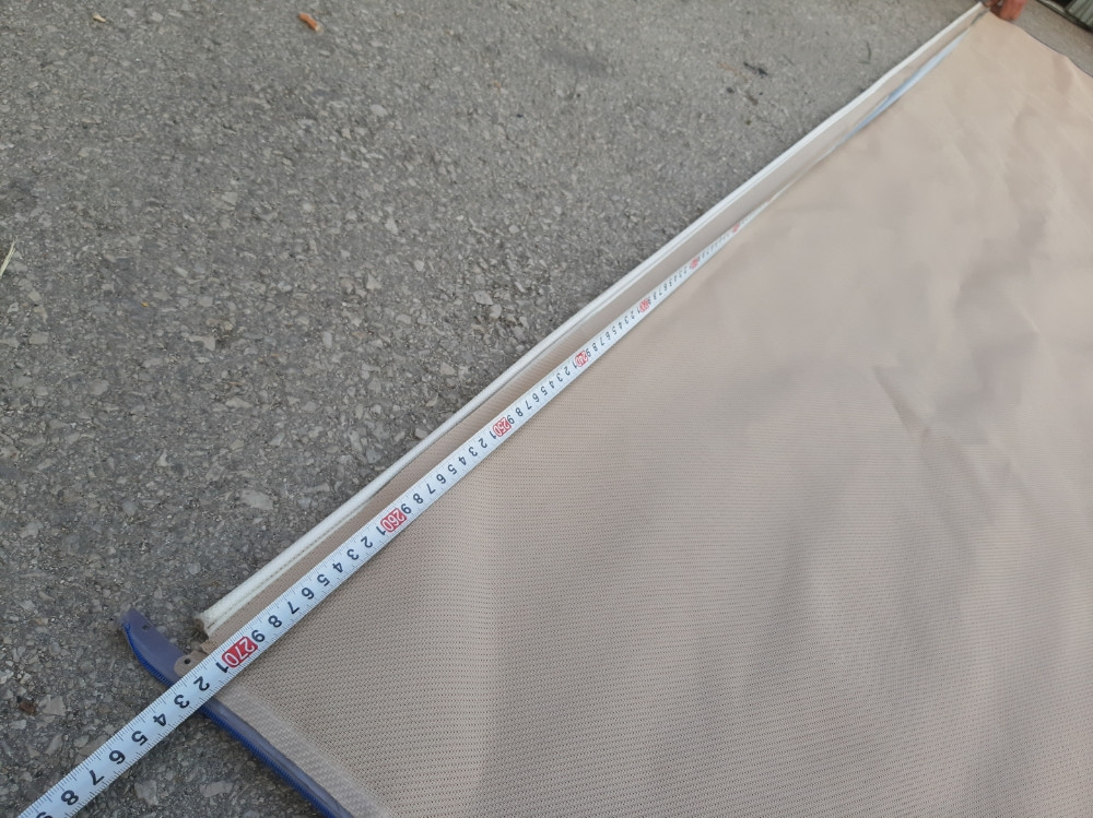 platno za tendu skrojeno 2,70x 2,80 supljikavo 95%