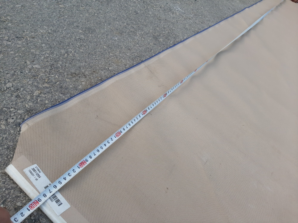 platno za tendu skrojeno 2,70x 2,80 supljikavo 95%