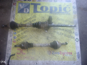 POLUOSOVINA PEUGEOT 407 2.0 HDI / 9644292980