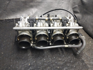 Yamaha r6 karburatori bez TPS senzora, karburator, 2001 god