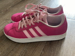Tenisice Adidas orginal broj 38