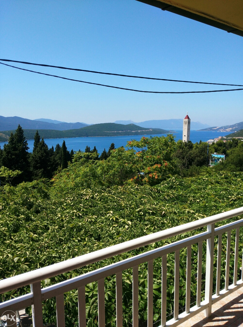 Neum sobe i apartmani uz magistrale ima slobodno.