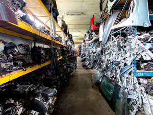 Auto otpad Auto dijelovi AMR ILIČIĆ GRUDE 063/328-672
