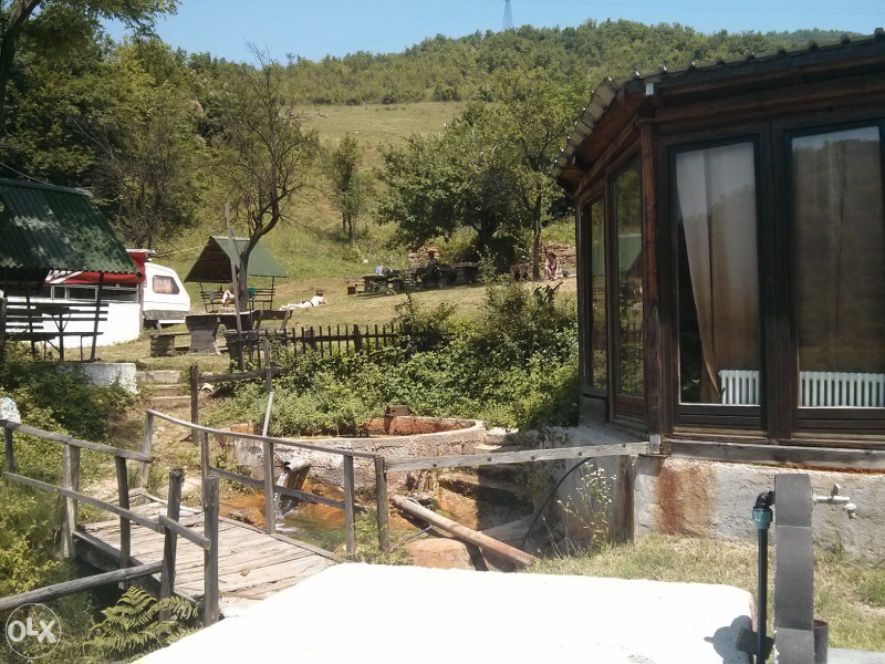 Kuća sa okućnicom i zemljistem (27 dunuma) 6
