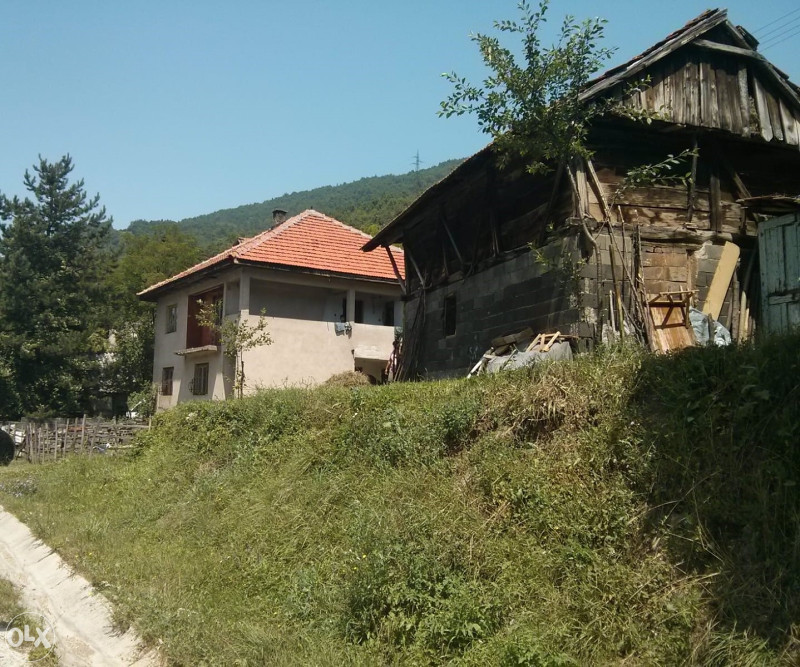 Kuća sa okućnicom i zemljistem (27 dunuma) photo 2