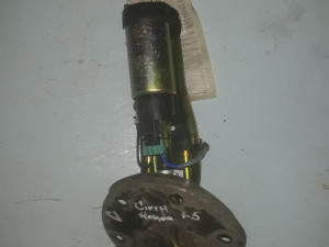 HONDA CIVIK BENZINSKA PUMPA