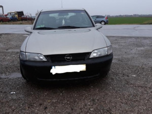 Glavcina Opel Vectra 1998 1.6 74kw