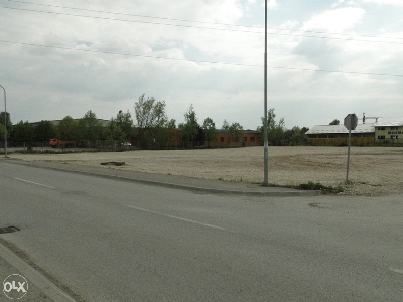 Građevinsko Zemljište 3820 m2 2