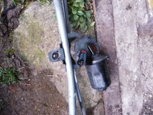 Motoric brisaca golf 4 VW DIJELOVI 063 734 420