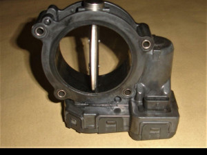 Mercedes om 651 klapna gasa w212 w204 w906