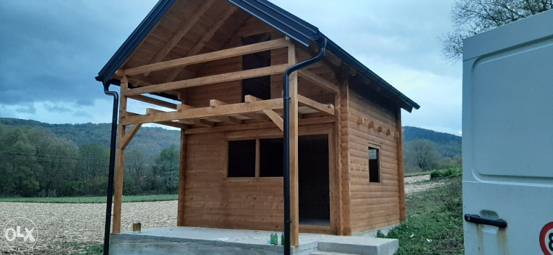 Vikendica od drveta 4x4m plus terasa