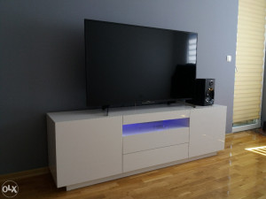 "Finesta" Tv komoda MDF visoki sjaj