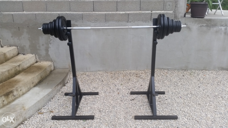 Teretana, bench klupa, nosači, 80kg tegova i sve šipke