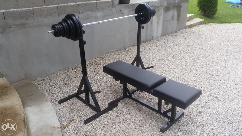Teretana, bench klupa, nosači, 80kg tegova i sve šipke