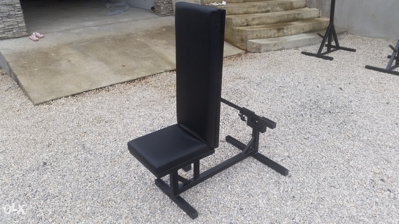 Teretana, bench klupa, nosači, 80kg tegova i sve šipke