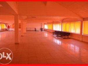 Prodajno kancelarijski prostor 560 m2 Lukavac