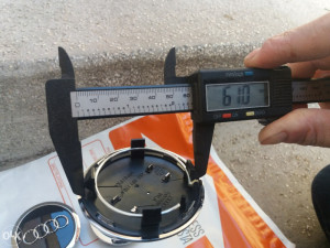 CEPOVI ZA FELGE AUDI CRNI 60mm 68mm