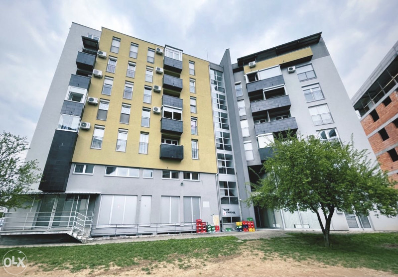 POSLOVNI PROSTOR BANJA LUKA KOD TROPIKA 406,5m2 PRODAJA 9