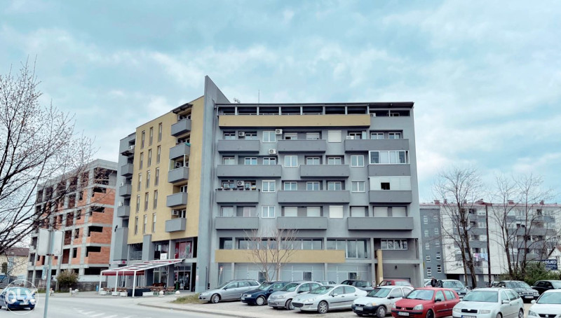 POSLOVNI PROSTOR BANJA LUKA KOD TROPIKA 406,5m2 PRODAJA 7