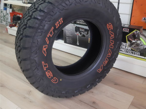 CST Sahara AT2 285 / 70 R17 17 4X4 gume off road