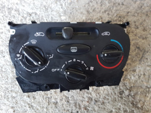Prekidaci-prekidac ventilacije-grijanja Pezo 206 peugeo
