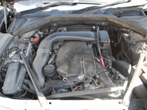 BMW F10 2014 3.0D-dijelovi limarije i mehanike