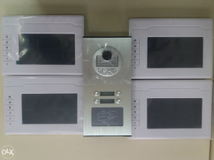 Videofon interfon za 4 stana ID ključići
