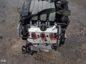 AUDI   MOTOR 2.8 V6 FSI. 150 KW,  2012 GOD. 062302400