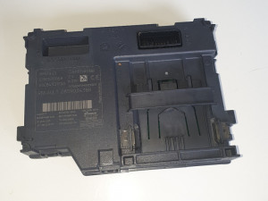 * MODUL ČITAČ KARTICE RENAULT CLIO 4 285903438R