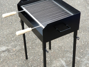 Rostilj Inox Resetka 50x35 (rasklapajuci) kamp rostilj